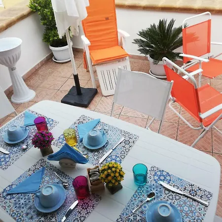 L'angolo Del Sole Bed & Breakfast 3*